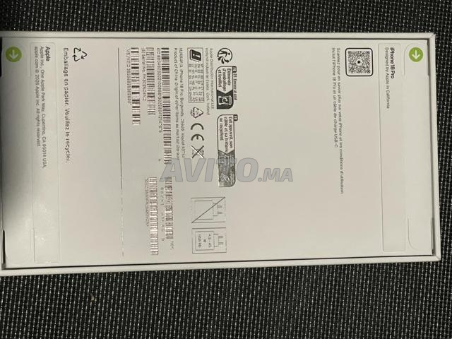 iPhone 18 pro 256g neuf bordeaux - 2