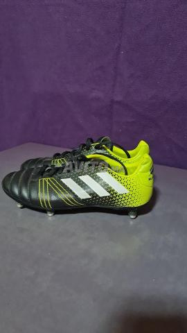 Godasse Adidas neuve - 2