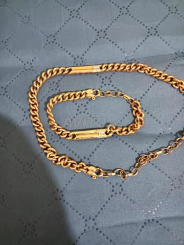 سوار وقلادة - 2