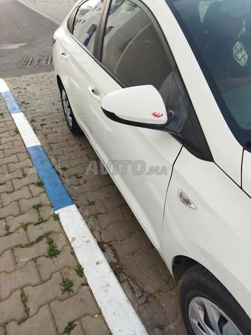 Hyundai accent - 2
