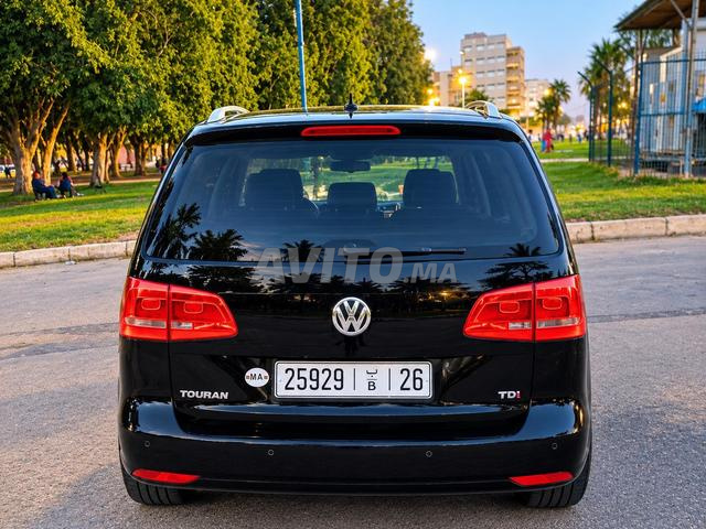 Volkswagen Touran - 2