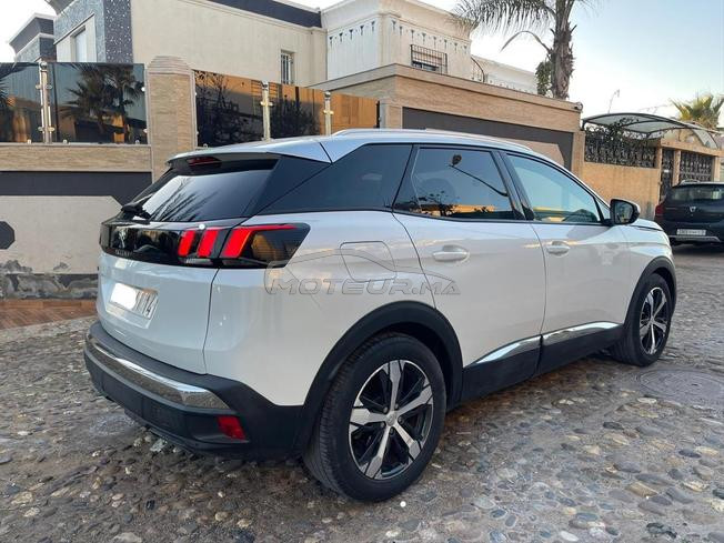 Peugeot 3008 2018 ( négociable devant la voiture)
