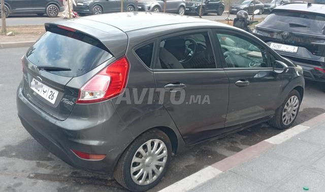 Ford Fiesta - 2