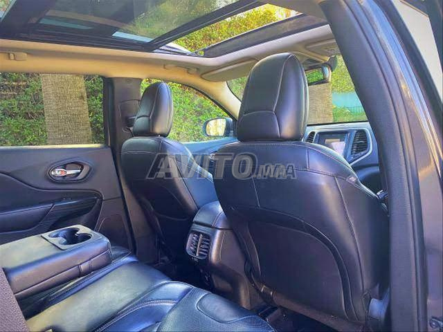 جيب شيروكي KL 2016 4x4 إصدار محدود - 2