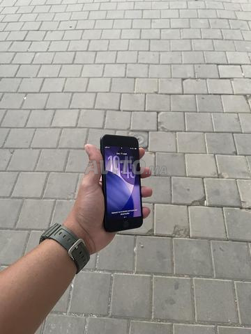 IPHONE SE 64GB - 2