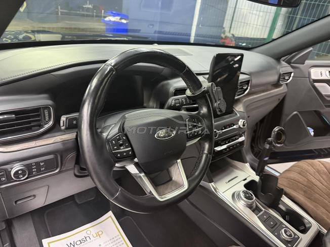 Ford Explorer - le plaisir de conduir
