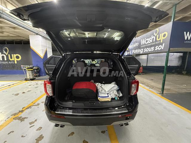 Ford Explorer - le plaisir de conduire - 2