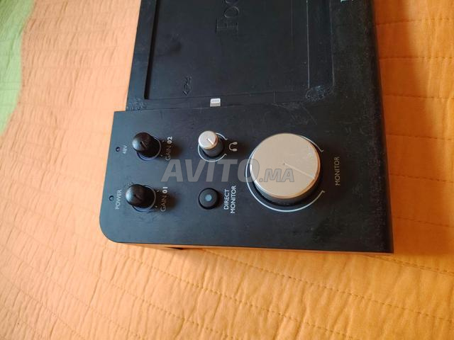 Focusrite iTrack Dock Portable pour iPad - 2