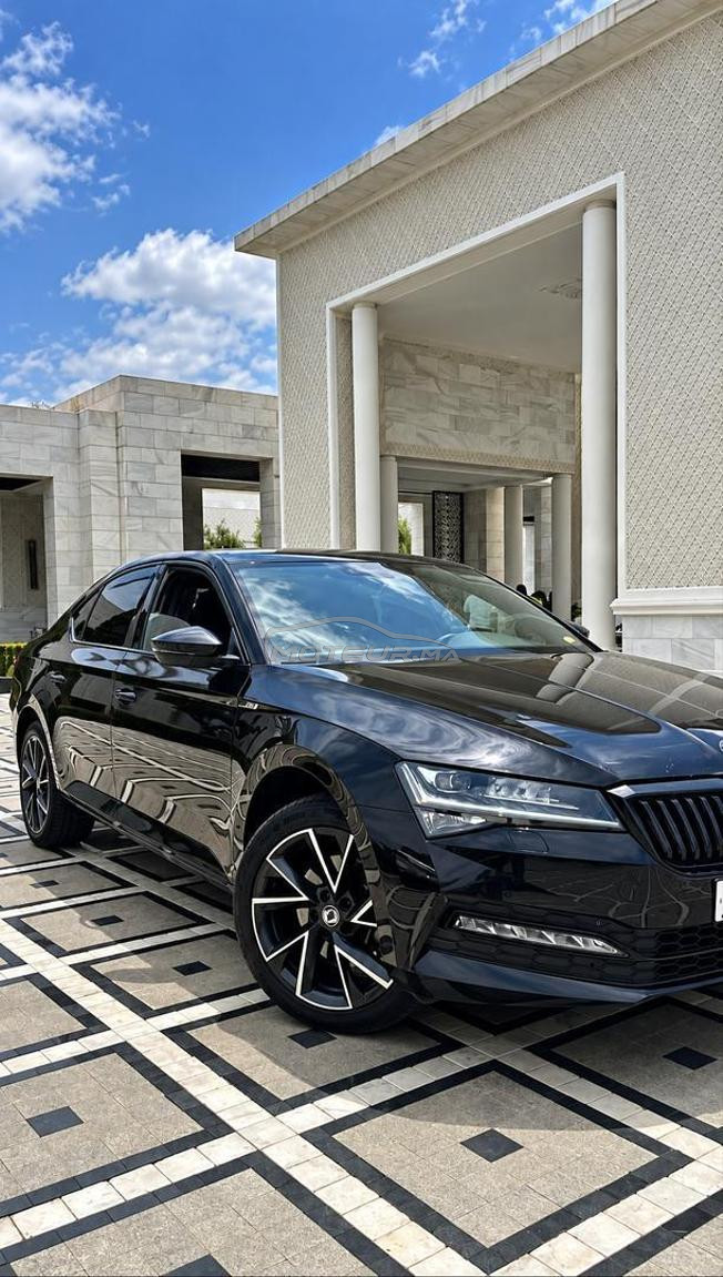 skoda superb sportline 2023 transport touristique