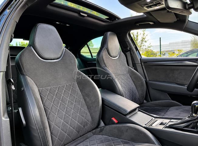 skoda superb sportline 2023 transport touristique