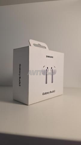 Samsung Galaxy buds 3. - 2