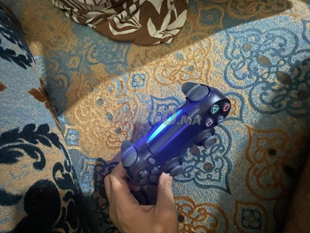 بلاي ستيشن 4 بحالة ممتازة - 2