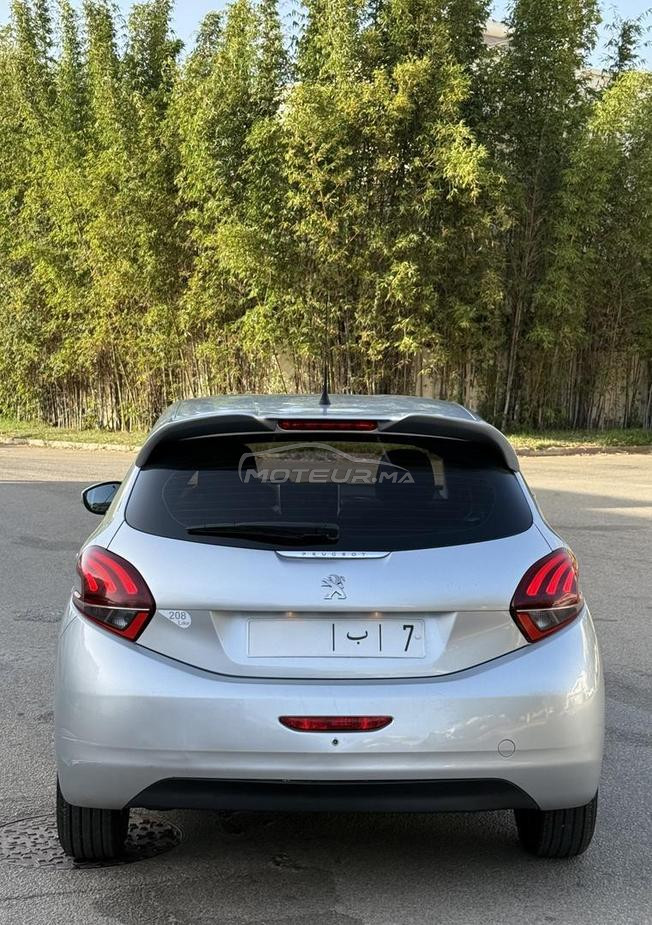 Peugeot 208 like