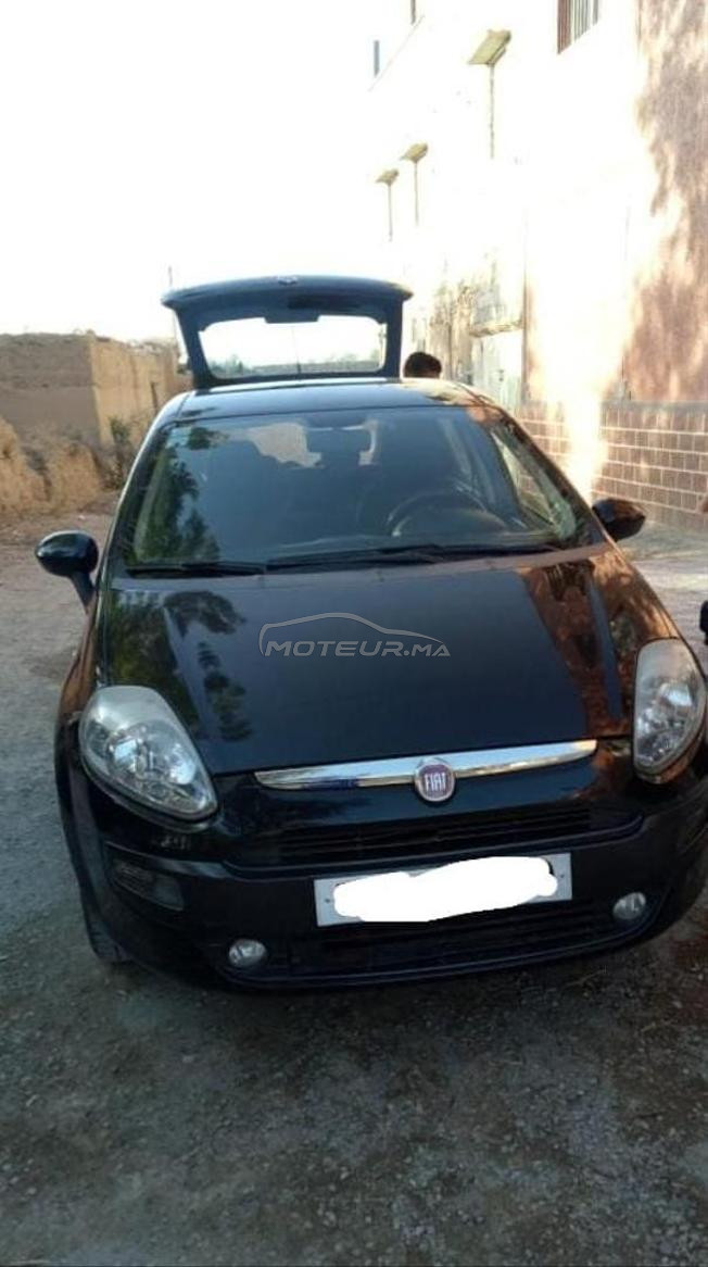 Fiat Punto Essence Manuelle 2010 à Meknès