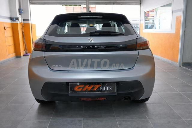 Peugeot 208 - 2