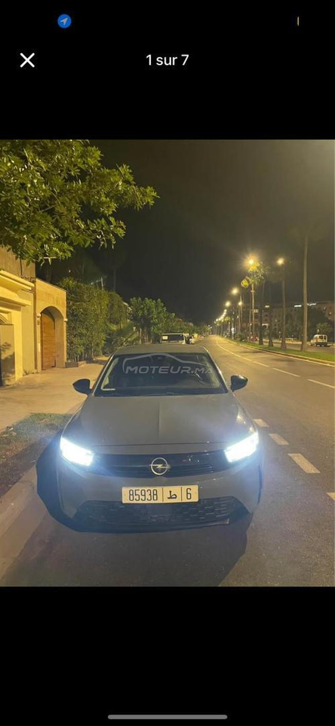 Opel corsa très bon état 145 000 dhs 