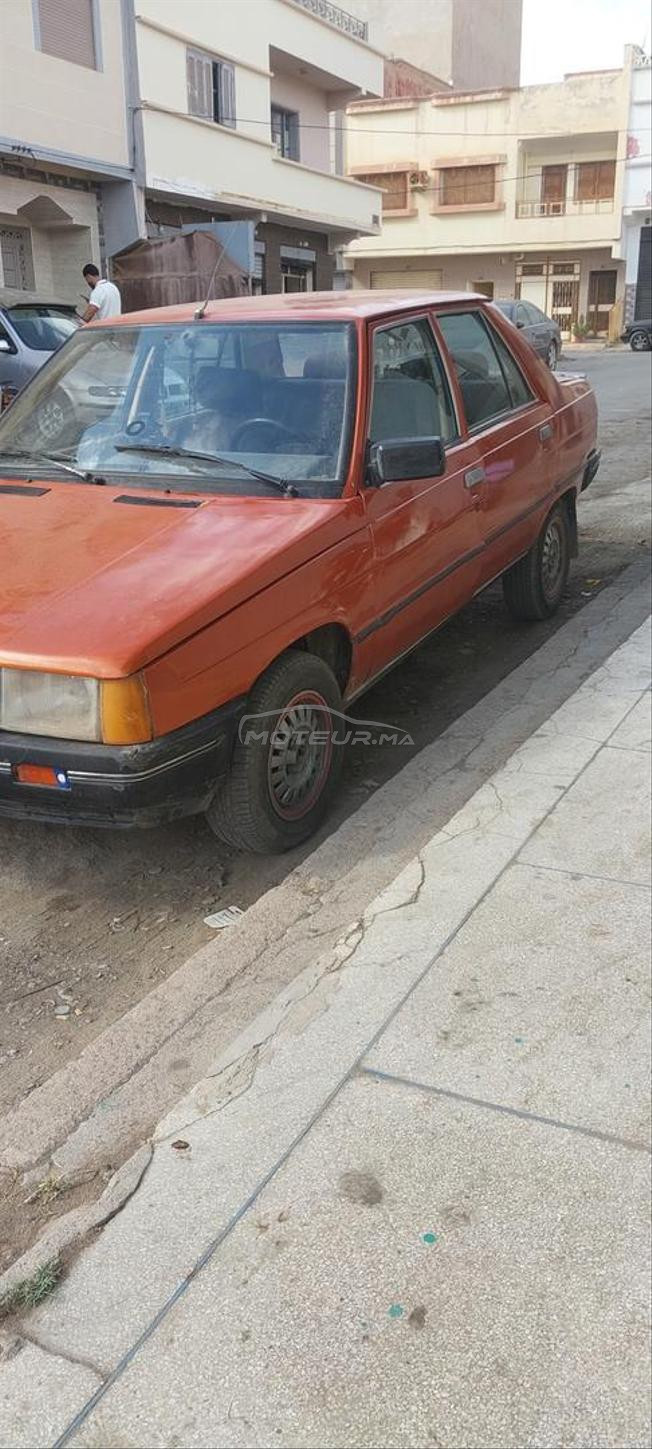 R 9 isanas