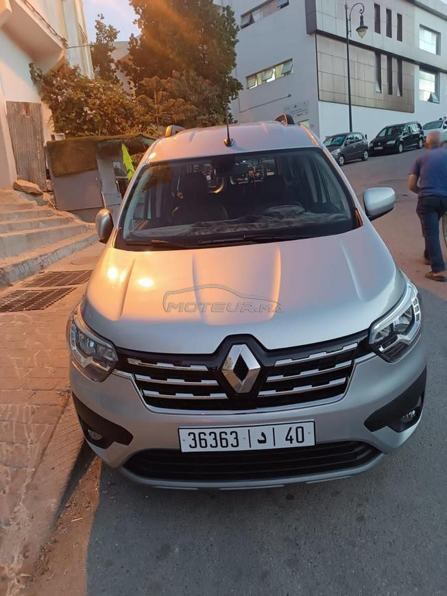 رينو إكسبريس ديزل يدوي 2025 في طنجة
