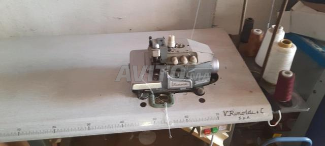 Serger Blandy Raymond 4 fils, encore propre, qui en veut bienvenue