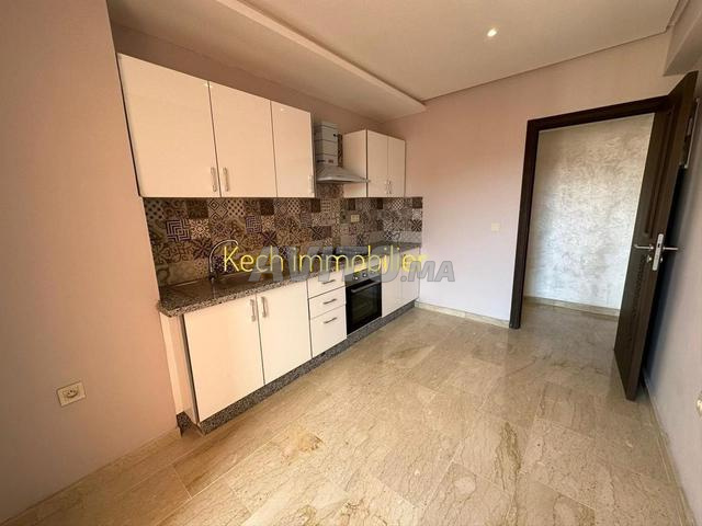Joli appartement 2 chambres vide - 2
