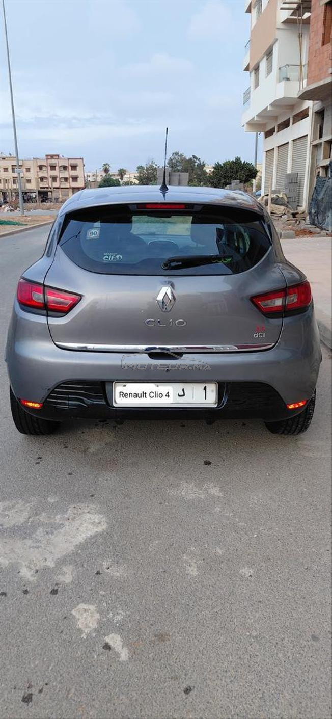 clio 4 très bon état