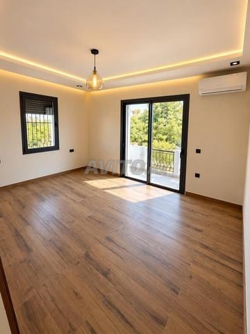 Villa 6 chambres rénovée à louer – Hay Riad
