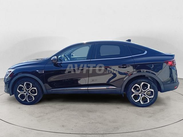 RENAULT. Arkana - 2