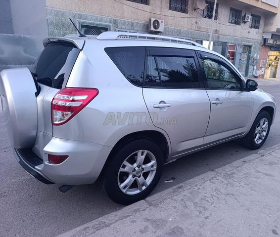 Toyota RAV4 III - 2