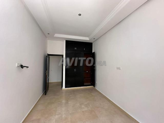 Appartement à louer 86 m² à Rabat - 2