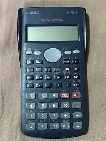 Calculatrice scientifique Casio fx-82MS - 2