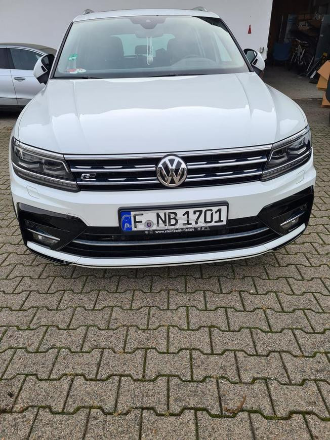 Volkswagen Tiguan 4 X R-Line 240 PS / 8CV dédouané