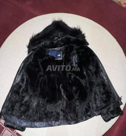 Manteau noir en cuir véritable - 2