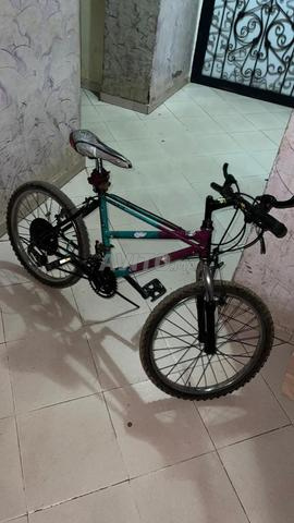 🚴‍♂️ Vélo moderne et prêt à l'emploi - 2