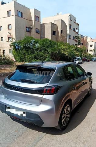 Peugeot 208 Diesel manuelle à Casablanca