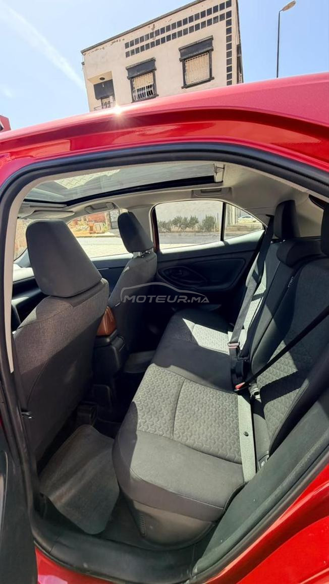 Toyota Yaris hybride excellent état 