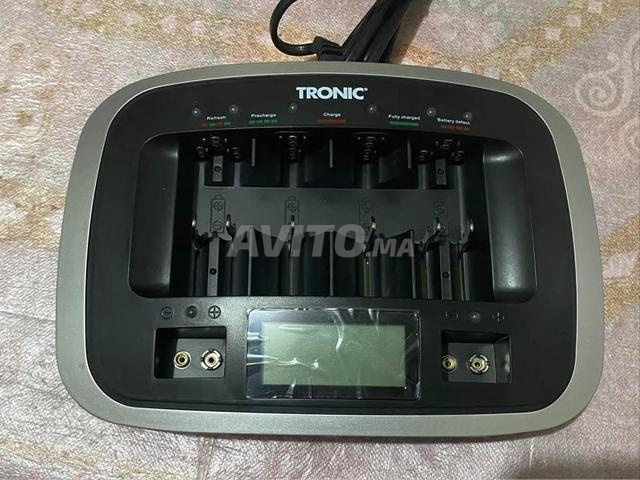 Chargeur de piles universel TRONIC - 2