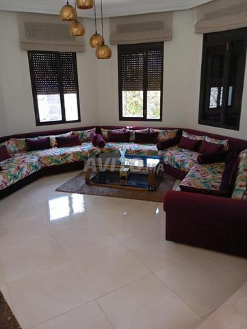 Belle lumineuse villa meublé de 700 m² à Hay Ryad - 2