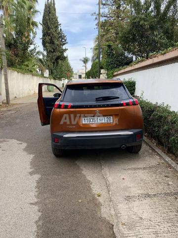 Peugeot 2008 première main 20K km seulement - 2