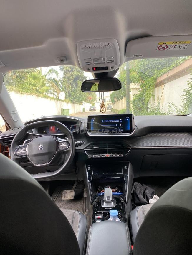 Peugeot 2008  premier main 20K km seulement 