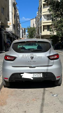Renault Clio Diesel Automatique 2019 à Casablanca - 2