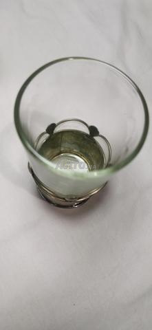 6 Verres à thé dans leur support en argent martelé - 2
