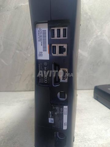 Xbox 360 - 2 manettes - câble HDMI 3m - 3 jeux - 2