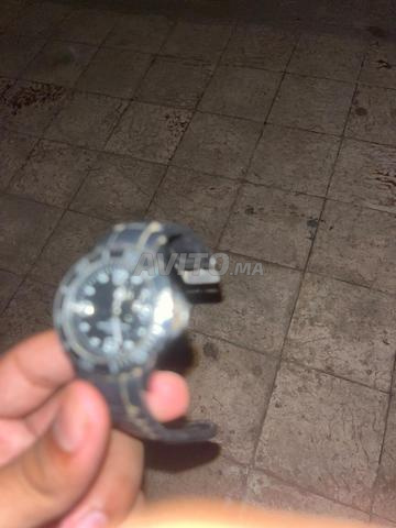 ساعة يد جميلة