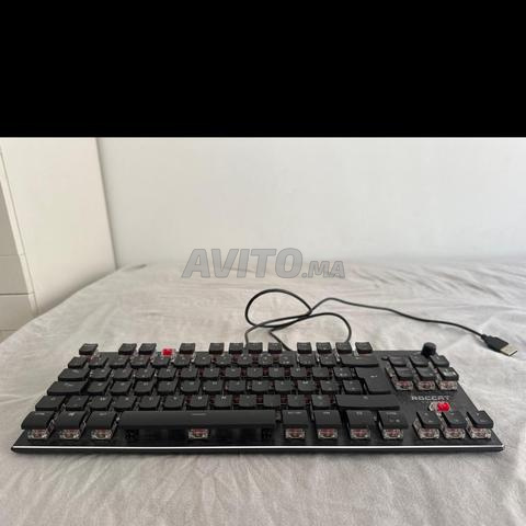 لوحة مفاتيح الألعاب الميكانيكية ROCCAT Vulcan TKL RGB - 2