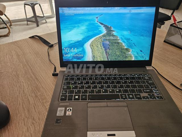 TOSHIBA CORE I5 - 2