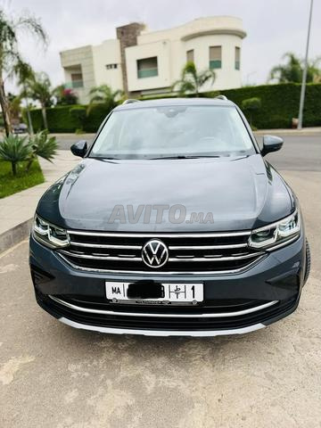 Volkswagen Tiguan - 2