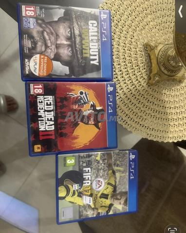 PS4 pro comme neuf - 2