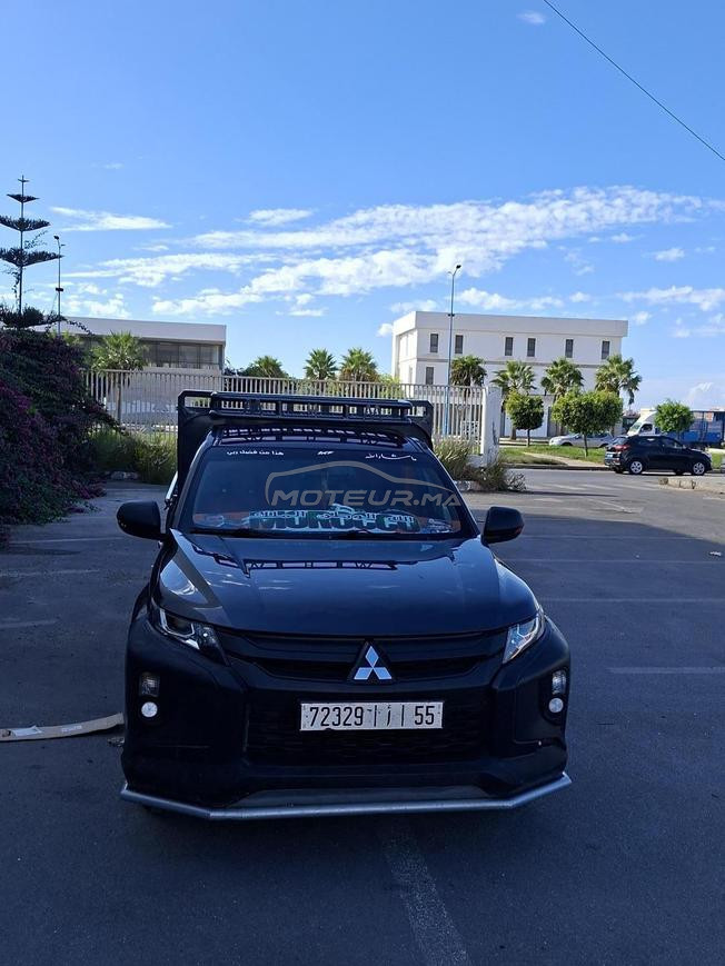 mitsubishi pick-up 