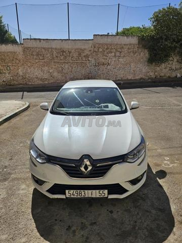 Renault Megane 4 Sedan - 2