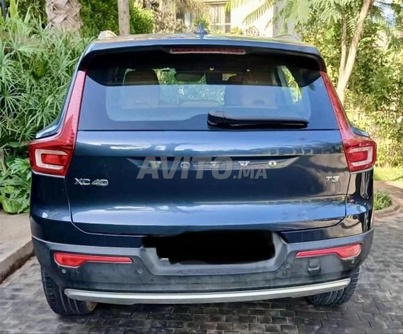 فولفو XC40 2021 بنزين أوتوماتيك - 2